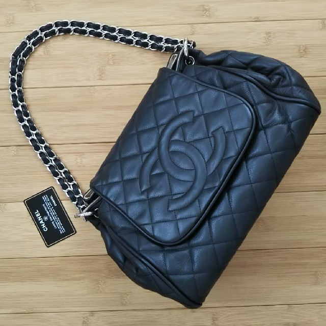 CHANEL☆ブラック☆キャビアスキン☆ハンドBag購入元高島屋にて購入