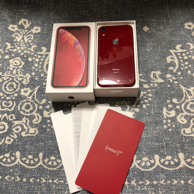 iPhone(アイフォーン)のiPhone XR 64GB レッド スマホ/家電/カメラのスマートフォン/携帯電話(スマートフォン本体)の商品写真