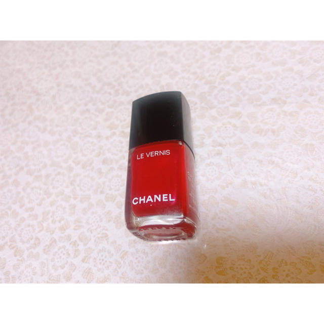 CHANEL(シャネル)の限定品　箱付き　CHANEL シャネル ヴェルニ　731 コスメ/美容のネイル(マニキュア)の商品写真