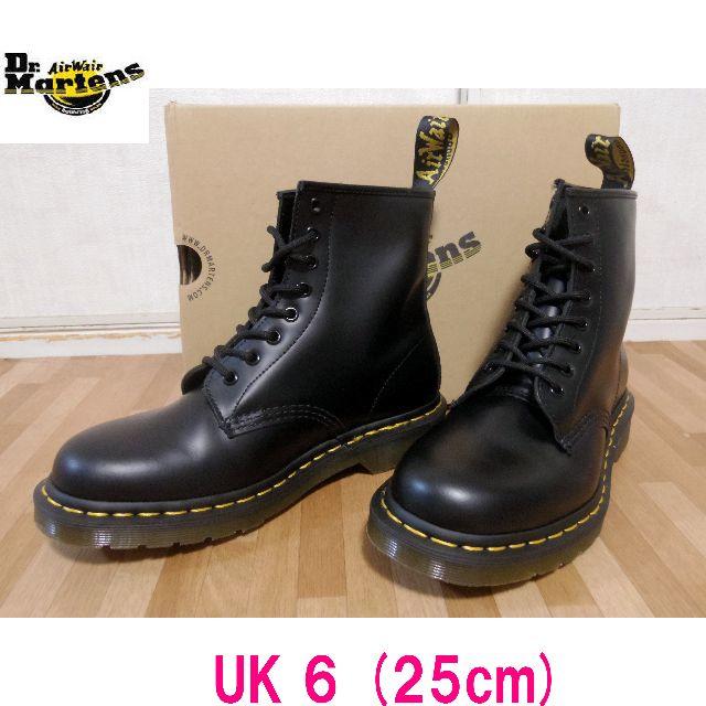 Dr.Martens(ドクターマーチン)のDr.Martens UK6 1460Z 8ホール ブーツ 黒 くろ レディースの靴/シューズ(ブーツ)の商品写真