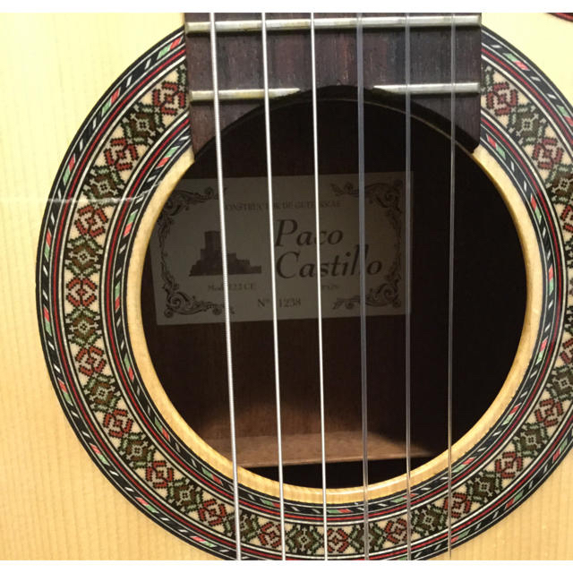 【中古】 Paco Castillo 224CE  NarrowNeck 楽器のギター(クラシックギター)の商品写真