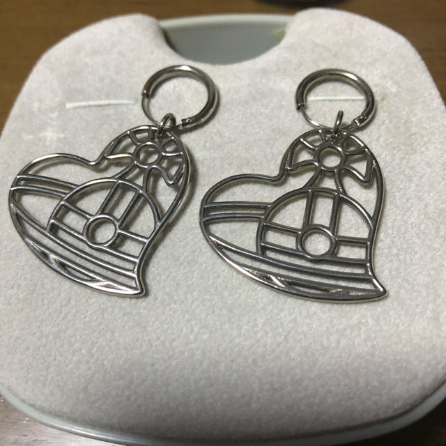 Vivienne Westwood(ヴィヴィアンウエストウッド)の⚠️くぅ様専用⚠️ Vivienne Westwood ピアス レディースのアクセサリー(ピアス)の商品写真