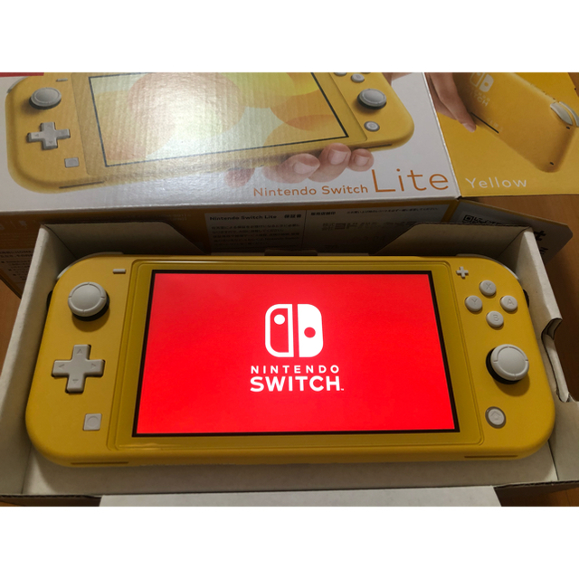 Nintendo Switch Lite イエロー