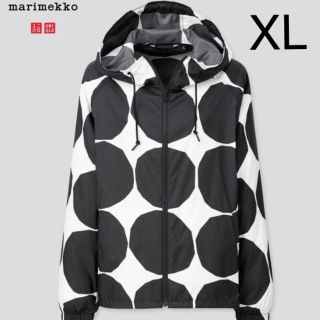 マリメッコ(marimekko)のマリメッコ✖️ユニクロ　ポケッタブル　パーカ　日本未発売(ナイロンジャケット)