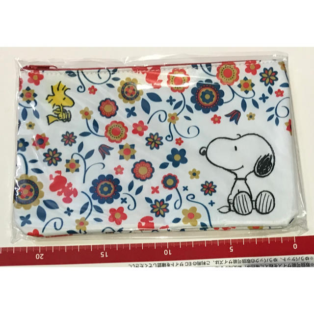 SNOOPY(スヌーピー)のスヌーピー  SNOOPY 花柄ポーチ　アオキ　AOKI エンタメ/ホビーのコレクション(ノベルティグッズ)の商品写真