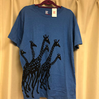 グラニフ(Design Tshirts Store graniph)の新品未使用グラニフgrangph キリン柄TシャツLサイズ(Tシャツ/カットソー(半袖/袖なし))