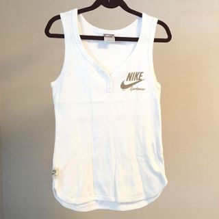 ナイキ(NIKE)のカジュアルタンクトップ S(タンクトップ)