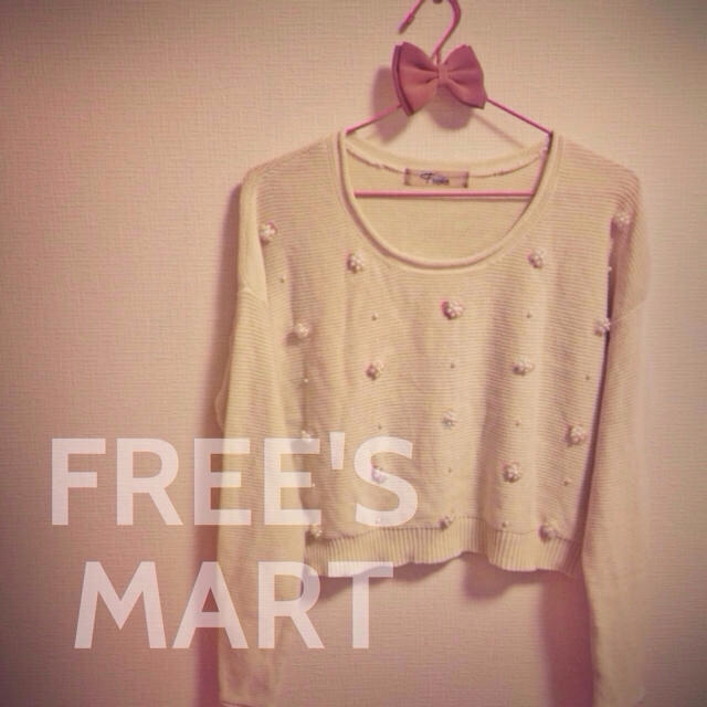 FREE'S MART(フリーズマート)のFREE'SMART花 ニット レディースのトップス(ニット/セーター)の商品写真