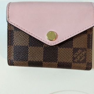 ルイヴィトン(LOUIS VUITTON)の本物　ルイヴィトン　二つ折り財布　(財布)