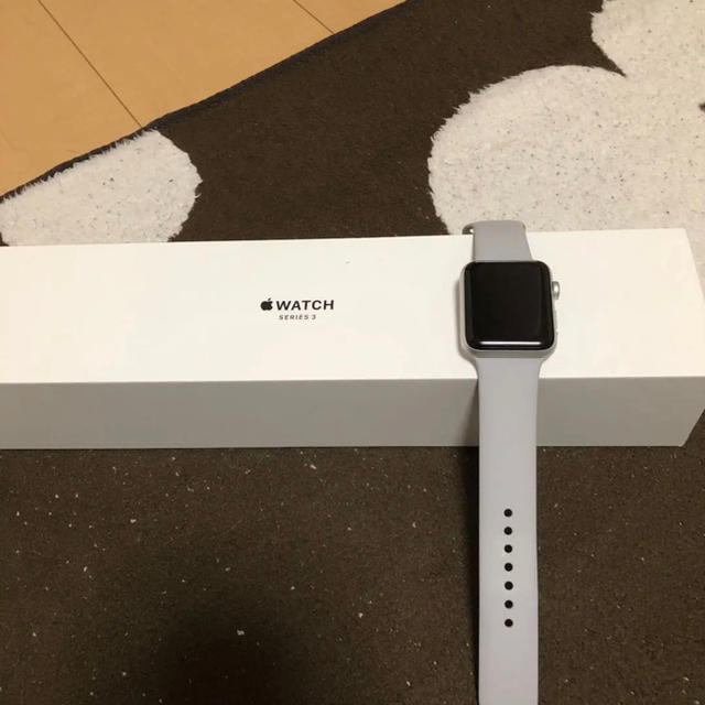 アップルウォッチ3 42mm GPSモデル おまけ付き-