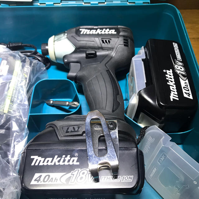 Makita(マキタ)の【新品】マキタ18V充電式ソフトインパクトドライバーTS 141DRMXB【黒】 スポーツ/アウトドアの自転車(工具/メンテナンス)の商品写真