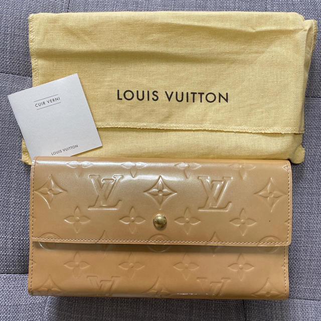 LOUIS VUITTON(ルイヴィトン)のルイヴィトン  ヴェルニ長財布 レディースのファッション小物(財布)の商品写真