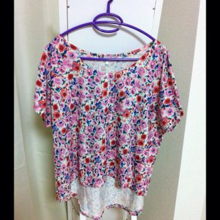 ハンジロー(HANJIRO)のハンジロー 花柄トップス(Tシャツ(半袖/袖なし))