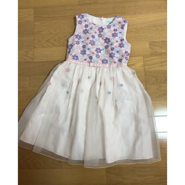 TOCCA(トッカ)のTOCCA  ワンピース　130cm キッズ/ベビー/マタニティのキッズ服女の子用(90cm~)(ワンピース)の商品写真