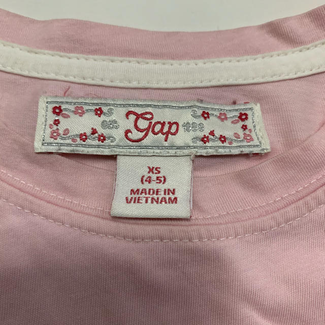 GAP(ギャップ)の【中古】ギャップ　半袖Tシャツ　カットソー キッズ/ベビー/マタニティのキッズ服女の子用(90cm~)(Tシャツ/カットソー)の商品写真