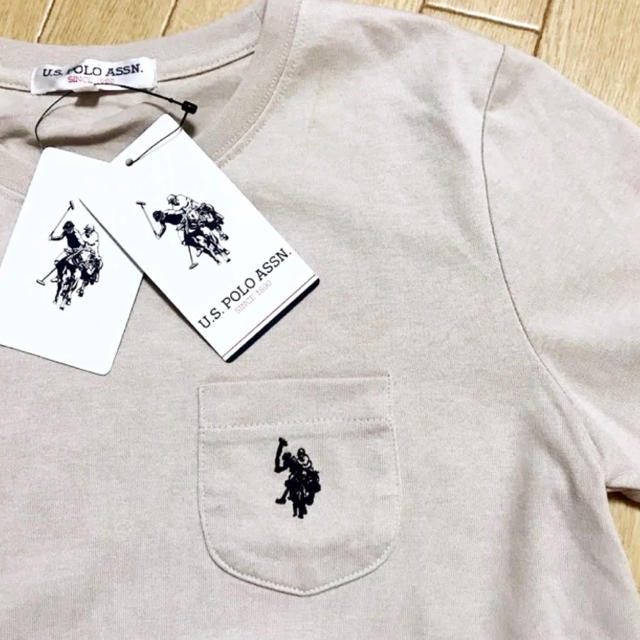 POLO RALPH LAUREN(ポロラルフローレン)のu.s.polo.assn ベージュポケット付きLLワンポイント刺繍Tシャツ レディースのトップス(Tシャツ(半袖/袖なし))の商品写真