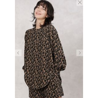 グリード(GREED)のClassic Floral Jacquard  美品(シャツ/ブラウス(長袖/七分))