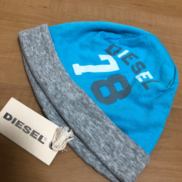 DIESEL(ディーゼル)の最終値下げ diesel baby kids 用 ハット ビーニー 2歳〜3歳用 キッズ/ベビー/マタニティのこども用ファッション小物(帽子)の商品写真