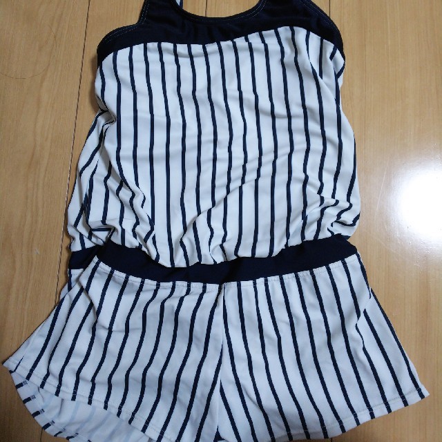 女の子の水着(150cm) キッズ/ベビー/マタニティのキッズ服女の子用(90cm~)(水着)の商品写真