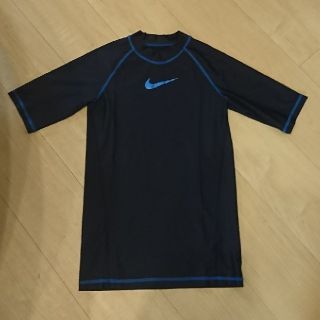 ナイキ(NIKE)のNIKE ラッシュガード 半袖 160センチ(水着)