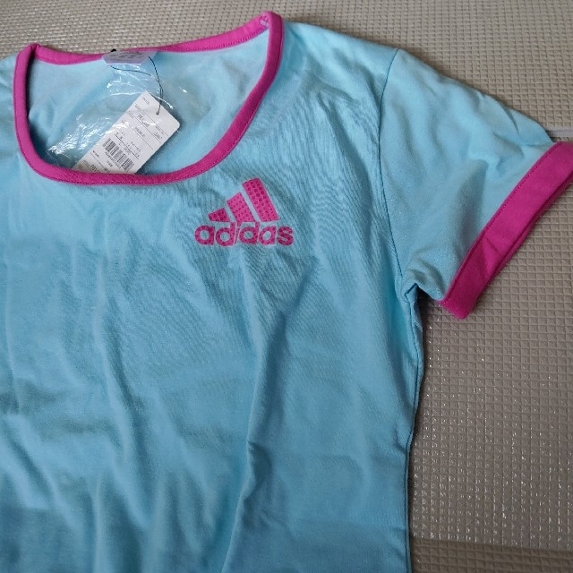 adidas(アディダス)の半袖Tシャツ レディースのトップス(Tシャツ(半袖/袖なし))の商品写真