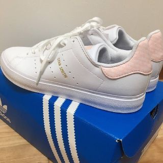 アディダス(adidas)のくろすけ様【新品】adidasスタンスミス バルカ ヴァルカ（ピンク総柄24㎝）(スニーカー)