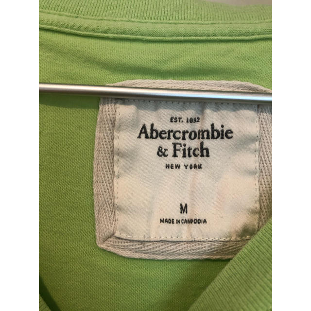 Abercrombie&Fitch(アバクロンビーアンドフィッチ)のアバクロ　tシャツ レディースのトップス(Tシャツ(半袖/袖なし))の商品写真