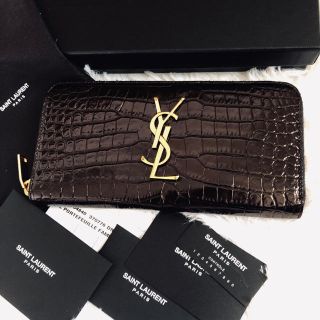 サンローラン(Saint Laurent)の極美品saintlaurentイヴサンローラン長財布ラウンドファスナークロコ(財布)