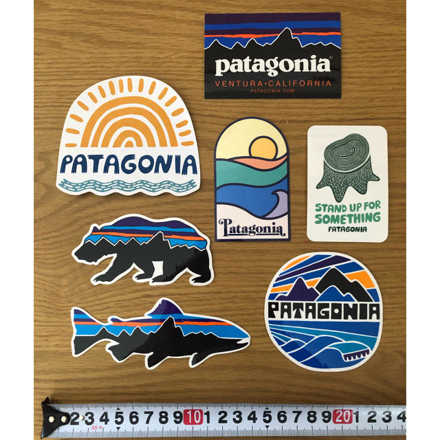 patagonia(パタゴニア)のパタゴニア　ステッカー　アウトドア　キャンプ　釣り　登山 スポーツ/アウトドアのアウトドア(登山用品)の商品写真