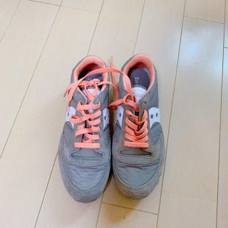 サッカニー(SAUCONY)のサッカニー　スニーカー　新品(スニーカー)