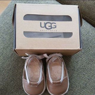 アグ(UGG)の専用ファーストシューズ(スニーカー)