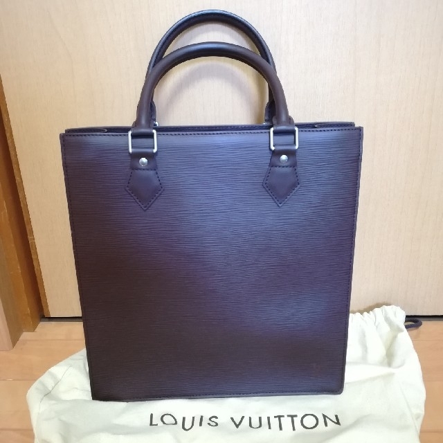 LOUIS VUITTON - ぺこちゃん　美品ルイヴィトン エピ　サック・プラPM M52740