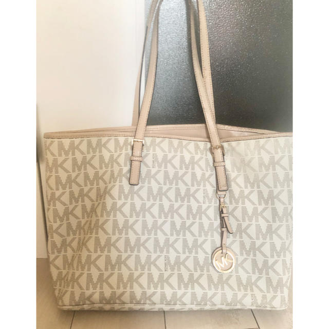 Michael Kors(マイケルコース)のマイケルコース バッグ　MICHAEL KORS レディースのバッグ(ハンドバッグ)の商品写真