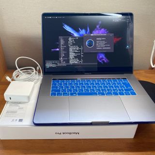 マック(MAC)のmacbook pro15 2019 core i9 32gb 512gb 美品(ノートPC)