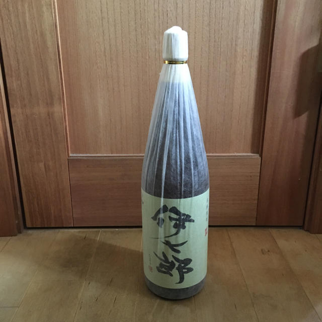 [本格芋焼酎】伊七郎(いひちろう)　1800cc  新品 　志村けんさんご愛飲