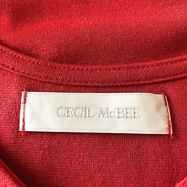 CECIL McBEE(セシルマクビー)の心美様専用❣️CECIL McBEE レディーストップス レディースのトップス(カットソー(半袖/袖なし))の商品写真