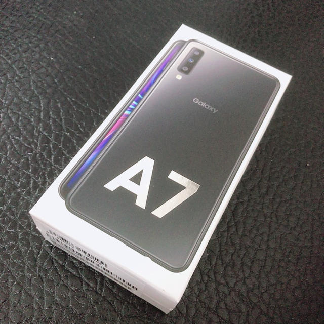 Galaxy(ギャラクシー)の【新品・未開封】Galaxy A7 ブラック 64GB SIMフリー  スマホ/家電/カメラのスマートフォン/携帯電話(スマートフォン本体)の商品写真