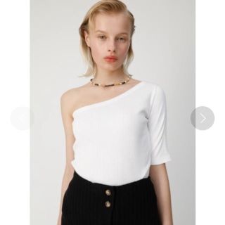 マウジー(moussy)のMOUSSY tops(カットソー(半袖/袖なし))