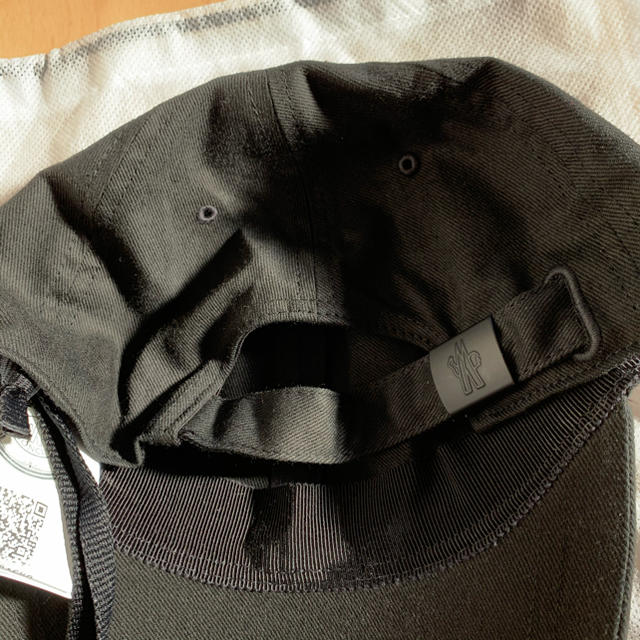 MONCLER(モンクレール)のMONCLER AWAKE CAP モンクレール genius 1952 メンズの帽子(キャップ)の商品写真