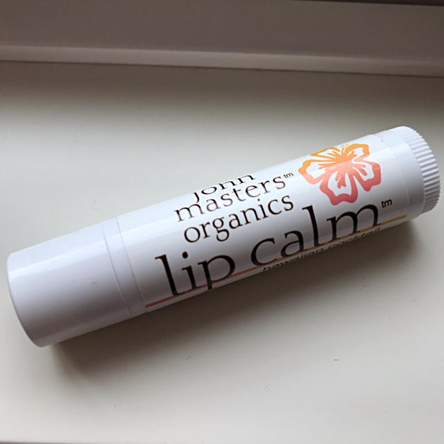 John Masters Organics(ジョンマスターオーガニック)のHawaii限定♡Lip calm コスメ/美容のスキンケア/基礎化粧品(リップケア/リップクリーム)の商品写真