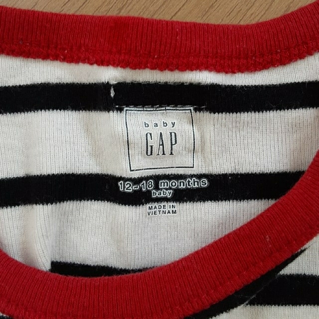 babyGAP(ベビーギャップ)のbabyGAP キッズ/ベビー/マタニティのベビー服(~85cm)(ロンパース)の商品写真