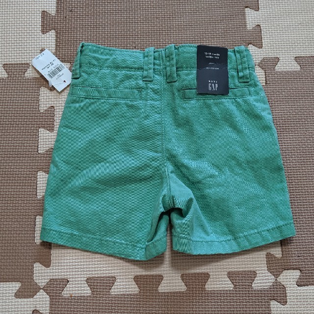 babyGAP(ベビーギャップ)の【GAP】ハーフパンツ【80センチ】 キッズ/ベビー/マタニティのベビー服(~85cm)(パンツ)の商品写真