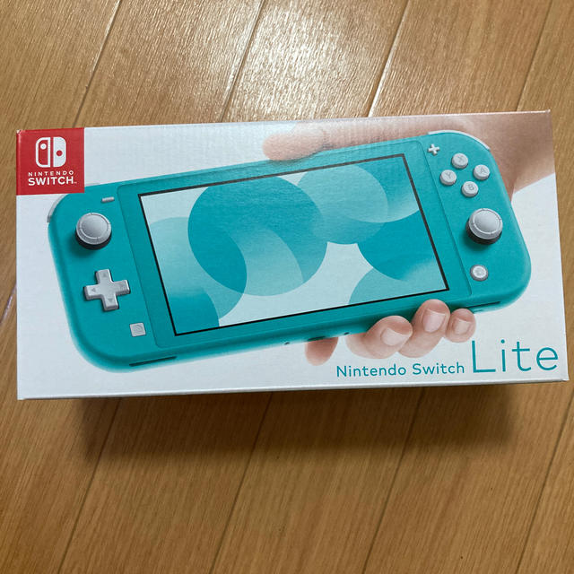 Nintendo Switch(ニンテンドースイッチ)の新品 ニンテンドー スイッチ　ライト ターコイズ　Switch right 本体 エンタメ/ホビーのゲームソフト/ゲーム機本体(携帯用ゲーム機本体)の商品写真