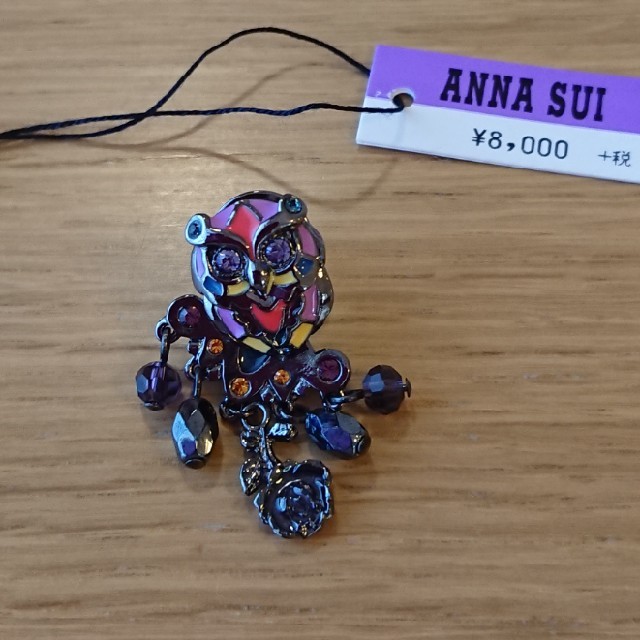 ANNA SUI(アナスイ)の【新品未使用】★お盆休みセール★ ANNA SUI ふくろう ピンバッジ レディースのアクセサリー(ブローチ/コサージュ)の商品写真