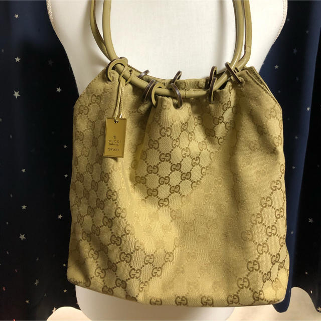 Gucci(グッチ)のショルダーバッグ　GUCCI レディースのバッグ(ショルダーバッグ)の商品写真