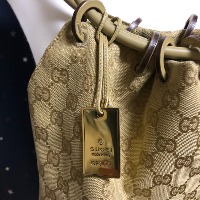 Gucci(グッチ)のショルダーバッグ　GUCCI レディースのバッグ(ショルダーバッグ)の商品写真