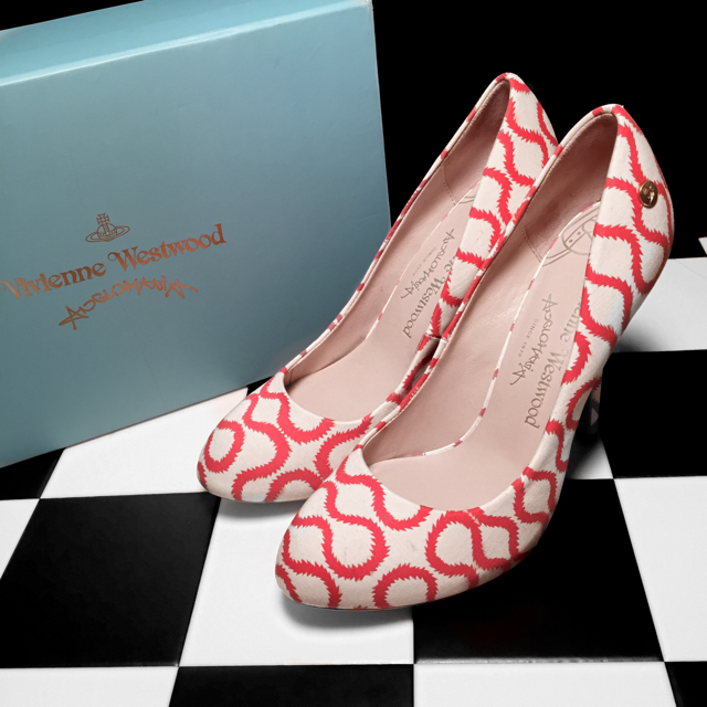 Vivienne Westwood(ヴィヴィアンウエストウッド)のウニ子様 レディースの靴/シューズ(ハイヒール/パンプス)の商品写真