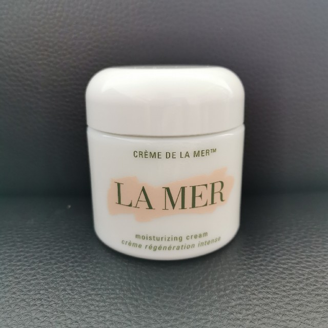 DE LA MER(ドゥラメール)の【新品】ドゥ・ラ・メール★モイスチャライジングクリーム 100ml コスメ/美容のスキンケア/基礎化粧品(フェイスクリーム)の商品写真