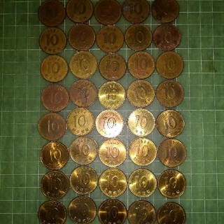 韓国旧10ウォン硬貨×40枚(1985～2005年)(貨幣)