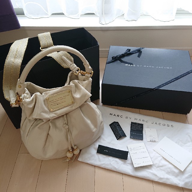 美品 マークバイマークジェイコブス 2WAYショルダーバッグ ハンドバッグ | フリマアプリ ラクマ 美品 マークバイマークジェイコブス ハンドバッグ ショルダーバック